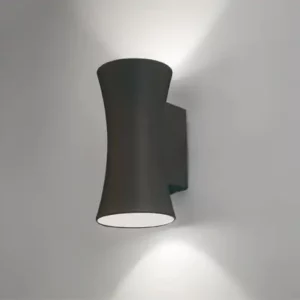 ליידי - צמודת קיר חיצונית בעיצוב מודרני